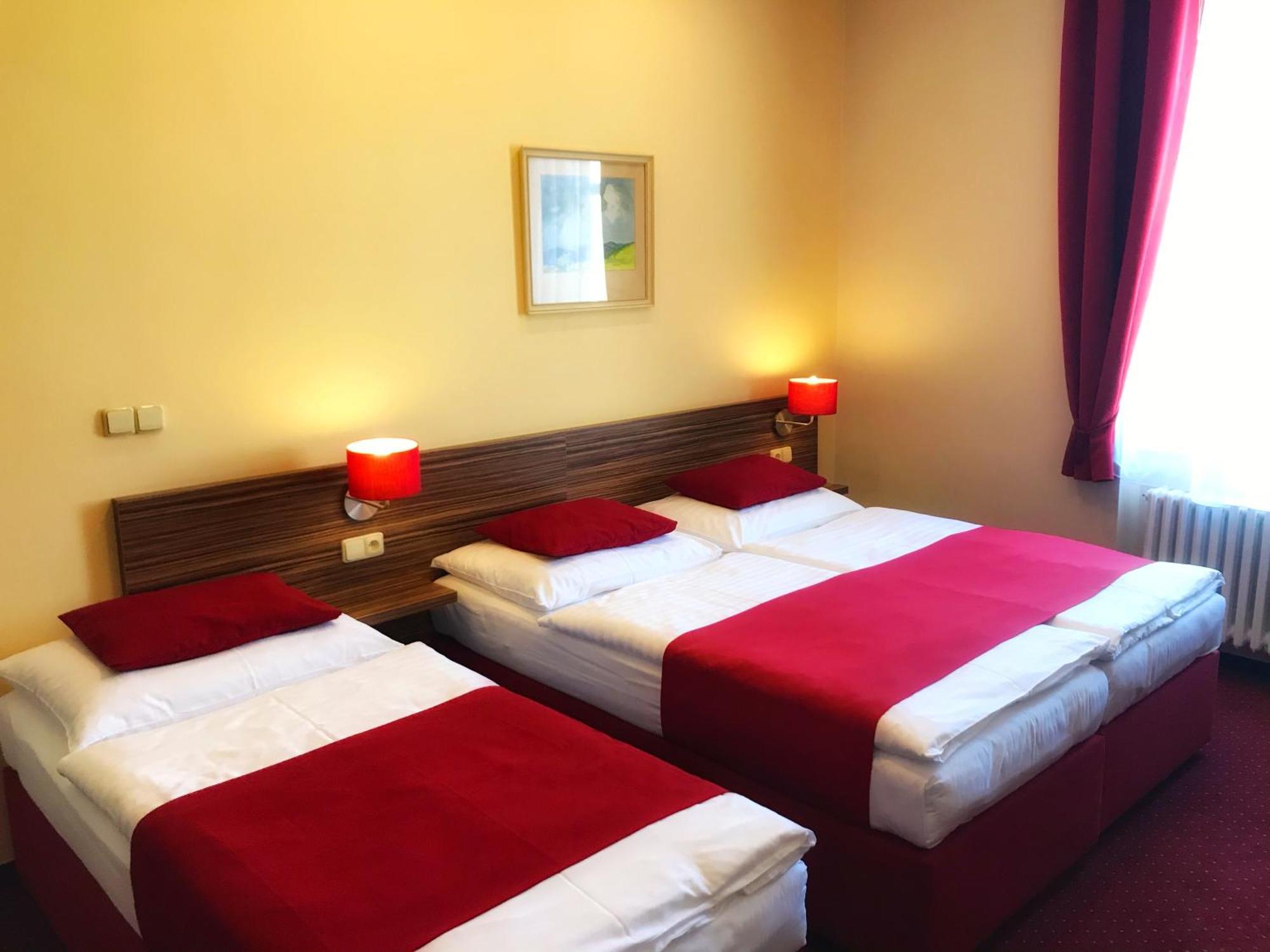 Hotel Continental Plzeň Quarto foto