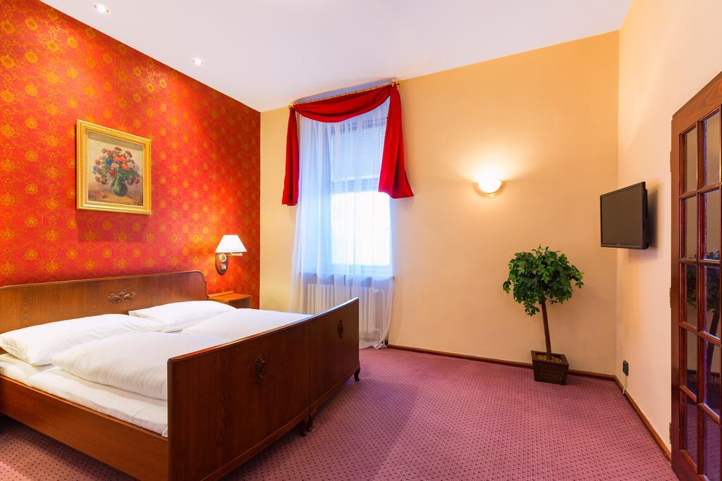 Hotel Continental Plzeň Exterior foto
