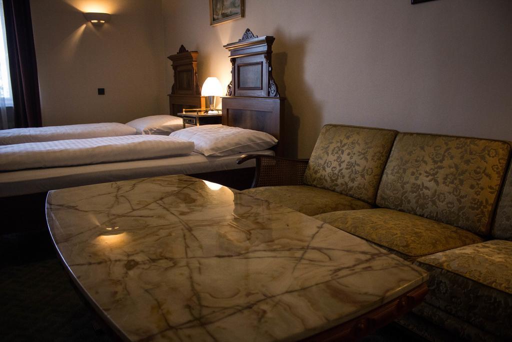 Hotel Continental Plzeň Quarto foto